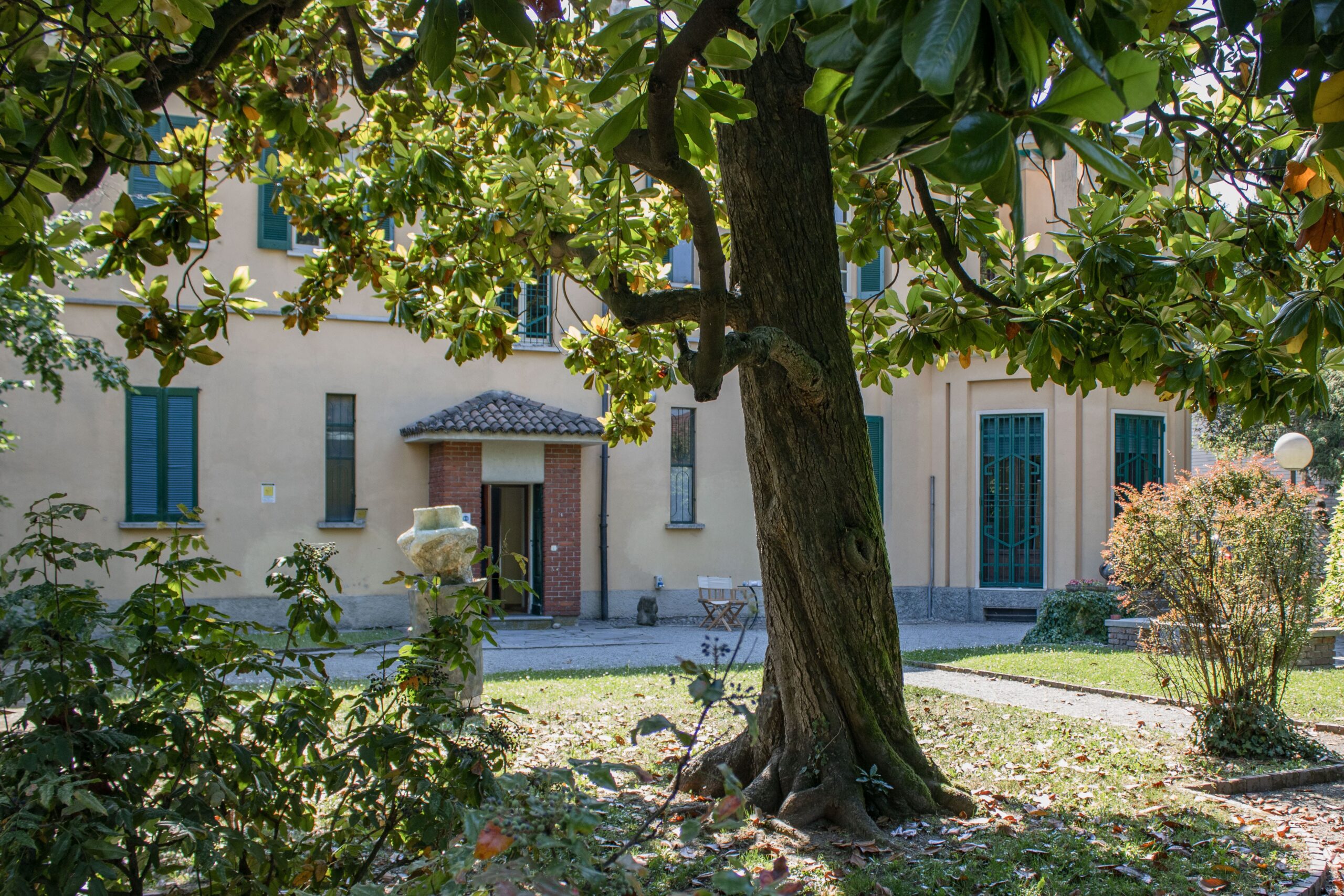 Casa Testori esterno 2